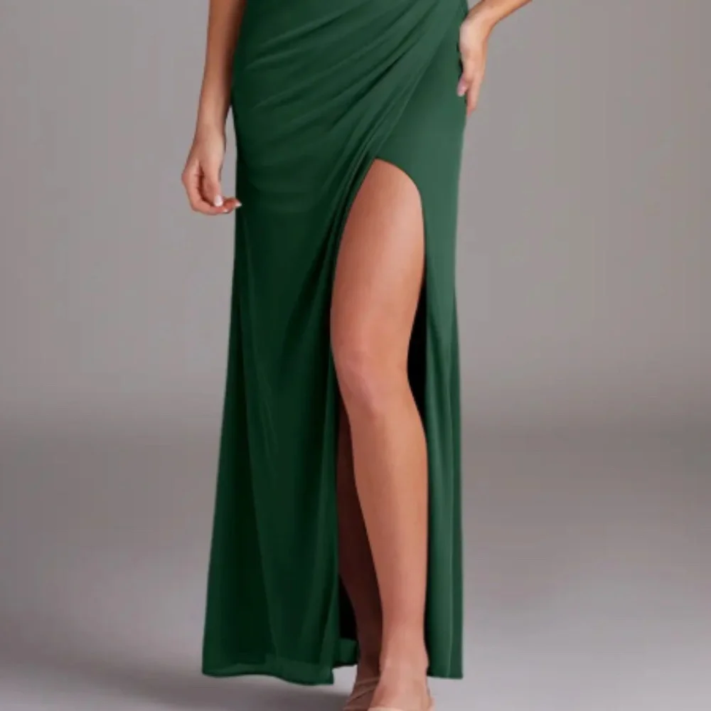LIKE NEW! Women's Azazie Emerald Green Full Length Dress - 0 - Picture 5 of 10